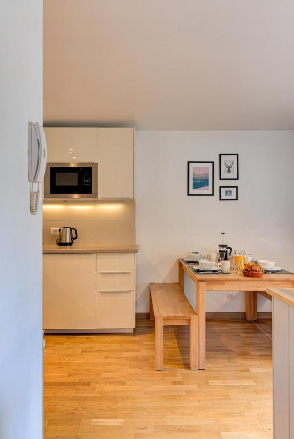 Apartment Fermes Du Montenvers B11 - Alpes Travel - Central Chamonix - Sleeps 4 Exterior foto